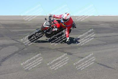 media/May-06-2024-Moto Forza (Mon) [[b33359f27d]]/1-Advanced/Session 2 (Bowl)/